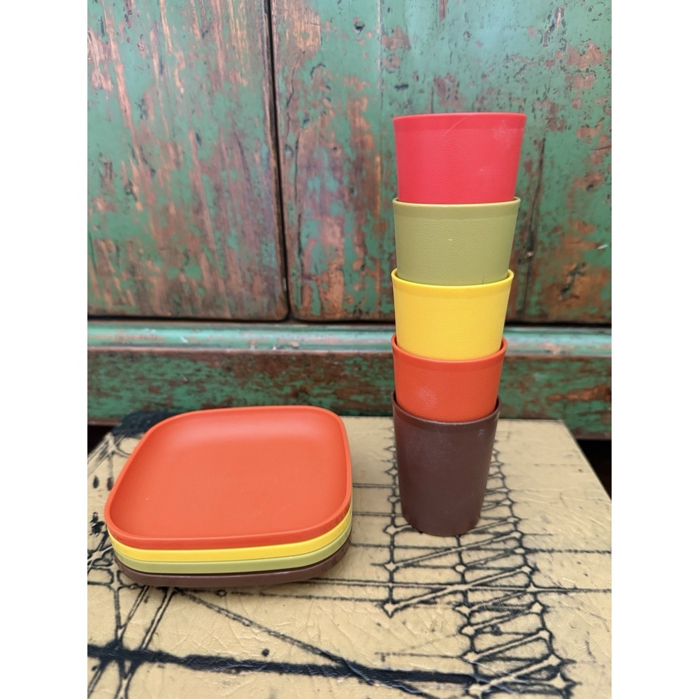 Vintage Tupperware Toys Square Plates w Cups Mini Play set Harvest Colors
